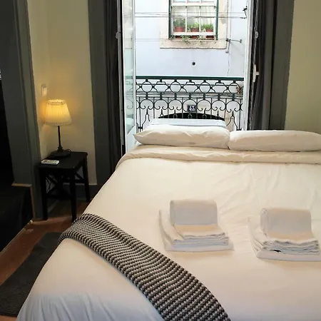 Lisbon, Sao Bento Charming Flat * Lisboa