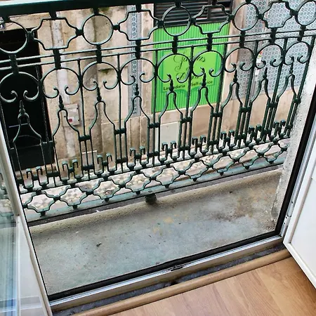Lisbon, Sao Bento Charming Flat アパート